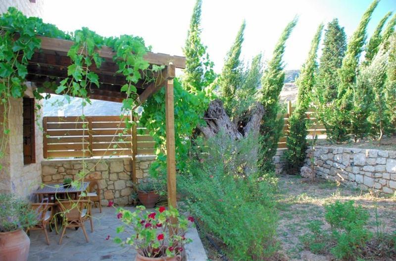 Aoritis Villas Lampini Habitación foto